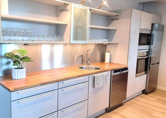 Huoneisto Im - With Private Jacuzzi And Sauna In The Heart Of *