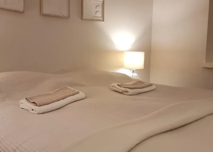 Im - With Private Jacuzzi And Sauna In The Heart Of Huoneisto